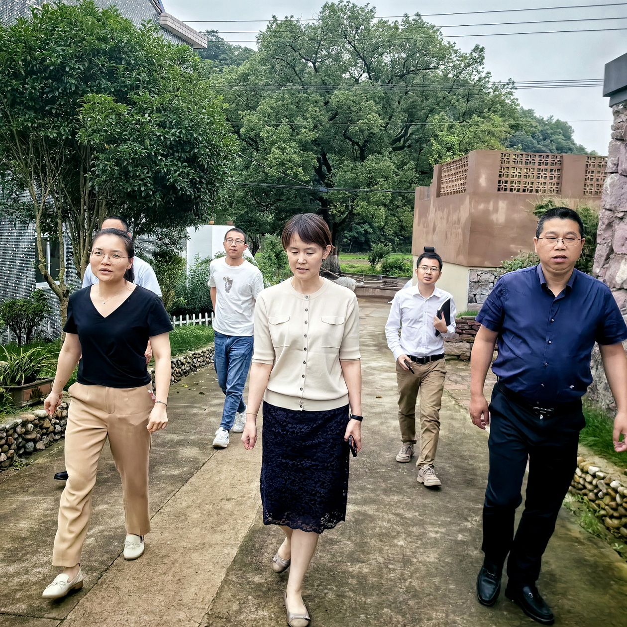 一線(xiàn)調研，探索鄉村振興新(xīn)路徑—開投集團赴...